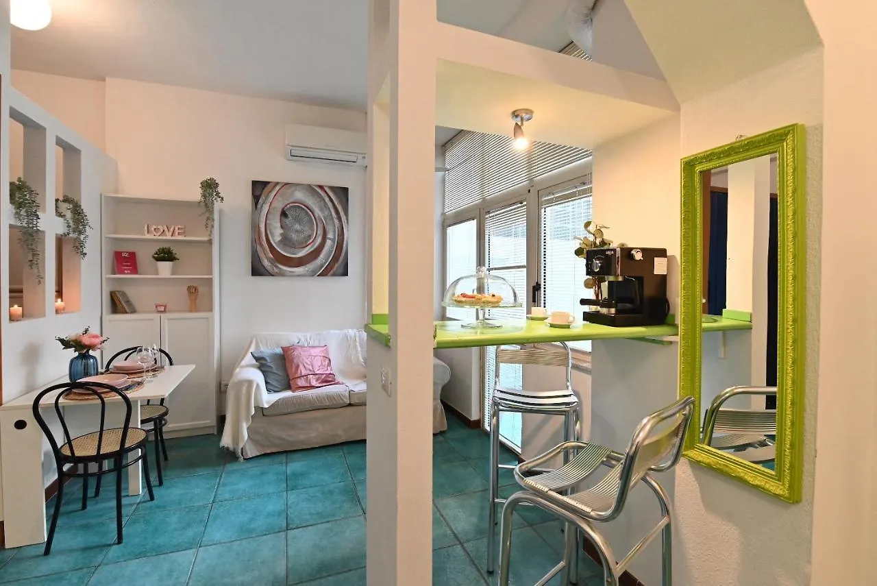 Izzhome City Love Cagliari Italy