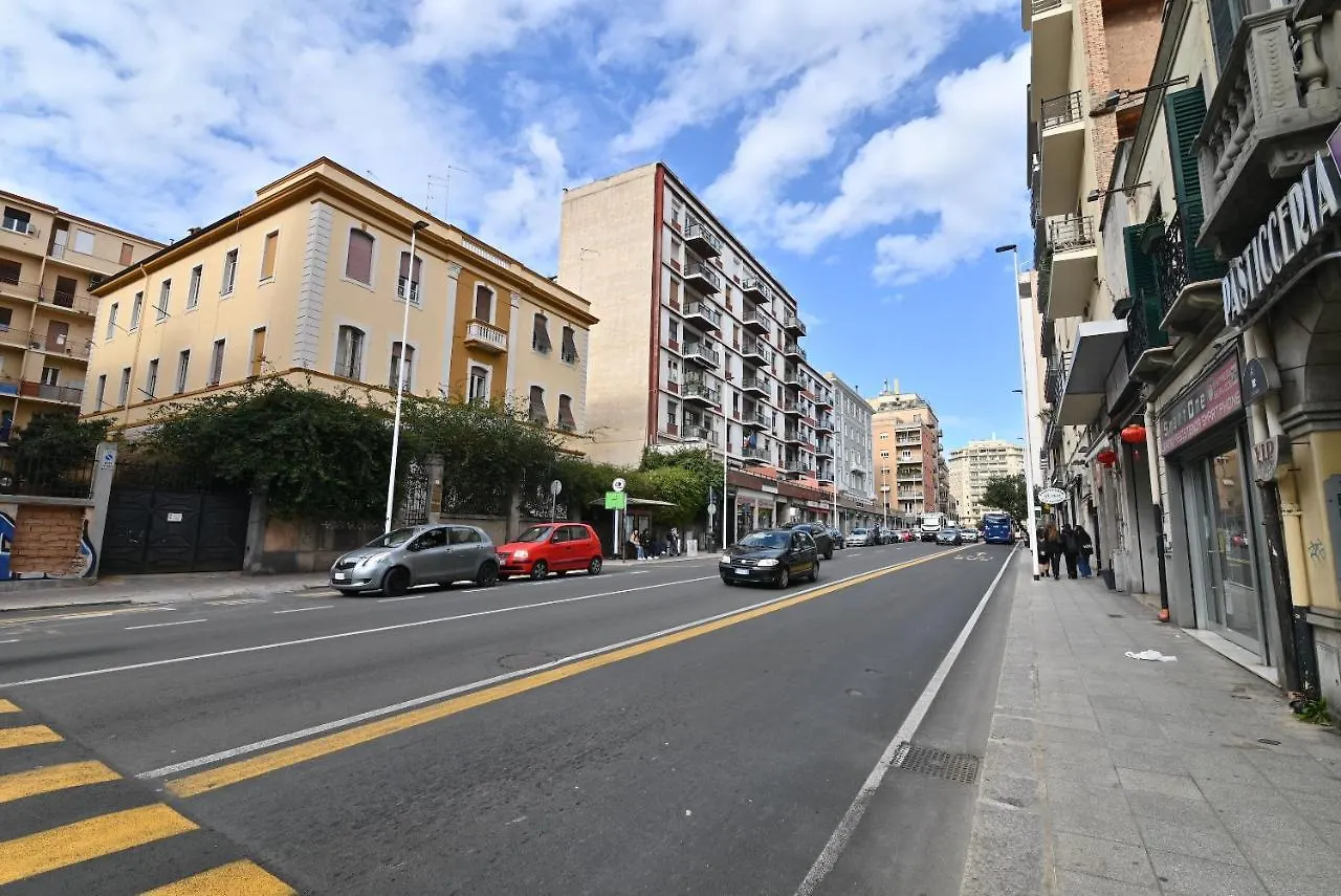 Izzhome City Love Cagliari 0*,  Italy