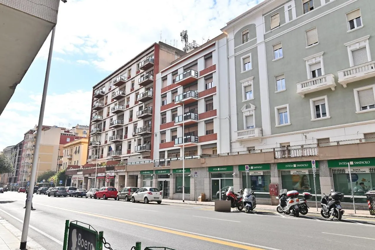 Izzhome City Love Cagliari Apartment